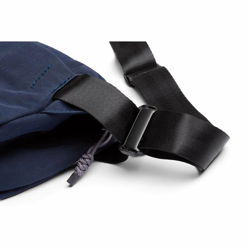 Bellroy New Venture Sling 9L 7 Bellroy New Venture Sling 9L