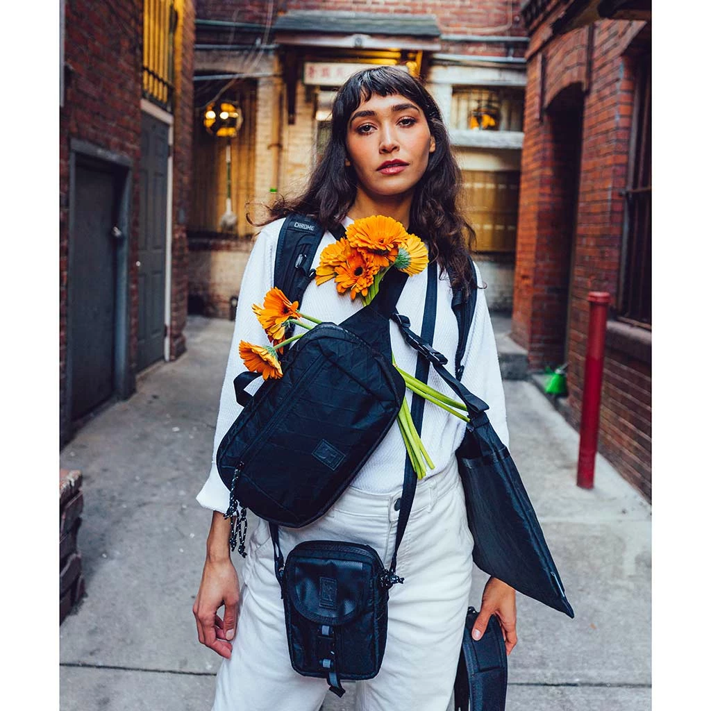 Chrome Industries Bags & EDC Ziptop Waistpack 12 Chrome Industries Bags & EDC Ziptop Waistpack