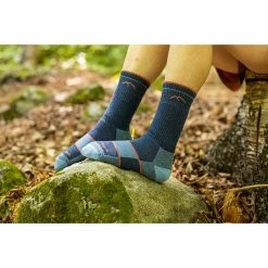 Darn Tough Clothing Hiker Boot Midweight | Full Cushion | Women's