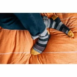 Darn Tough Clothing Oxford Crew Lightweight | Men's