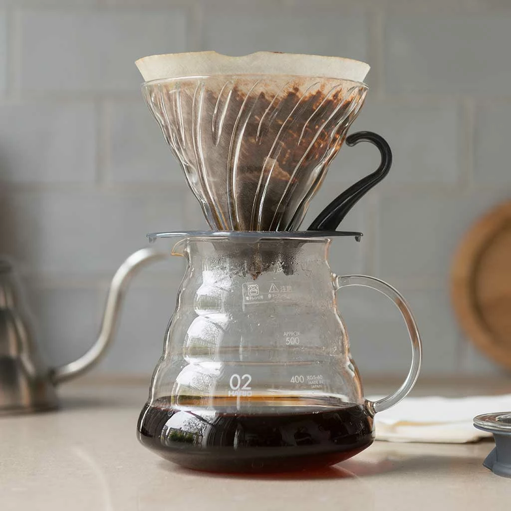 Hario V60 Glass Coffee Brewing Set 02 4 Hario V60 Glass Coffee Brewing Set 02