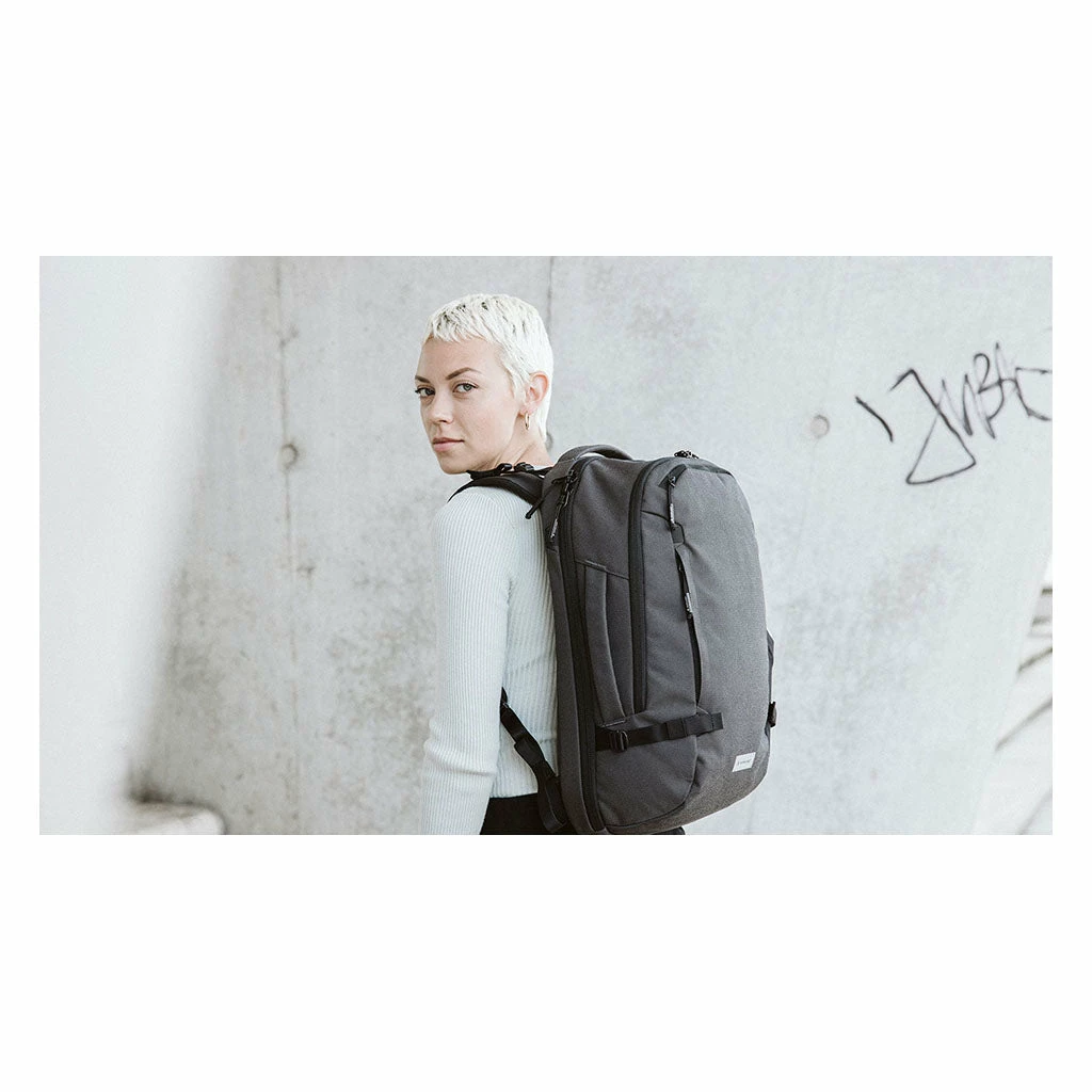 HEIMPLANET Transit Line Travel Pack 28L Vegan Friendly Products 19 HEIMPLANET Transit Line Travel Pack 28L Vegan Friendly Products