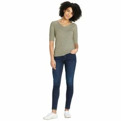 Sherpa Adventure Gear Asha V-Neck Top New