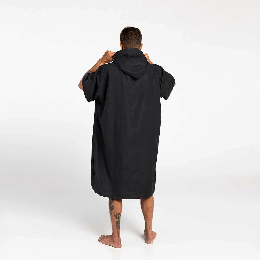 Slowtide All-Day Microfiber Poncho 5 Slowtide All-Day Microfiber Poncho