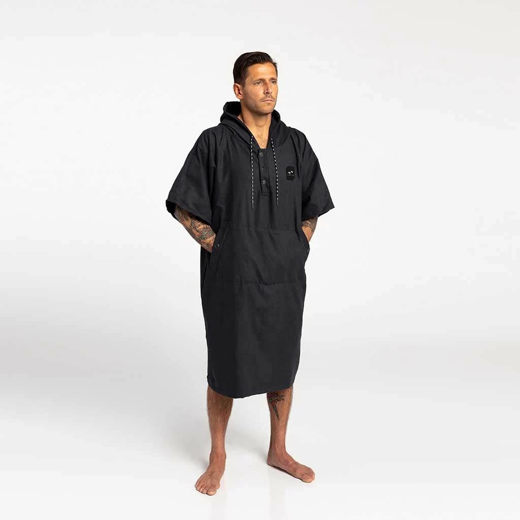Slowtide All-Day Microfiber Poncho 4 Slowtide All-Day Microfiber Poncho