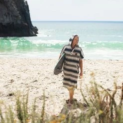 Slowtide Clothing Oso Changing Poncho | L/XL 12 Slowtide Clothing Oso Changing Poncho | L/XL