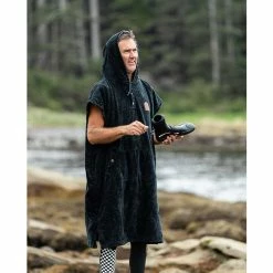 Slowtide Clothing The Digs Changing Poncho 23 Slowtide Clothing The Digs Changing Poncho