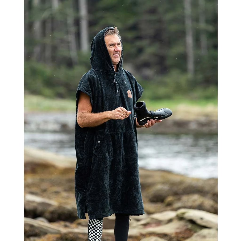 Slowtide Clothing The Digs Changing Poncho 10 Slowtide Clothing The Digs Changing Poncho