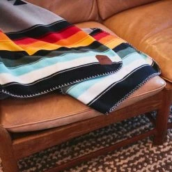 Slowtide Valen Blanket