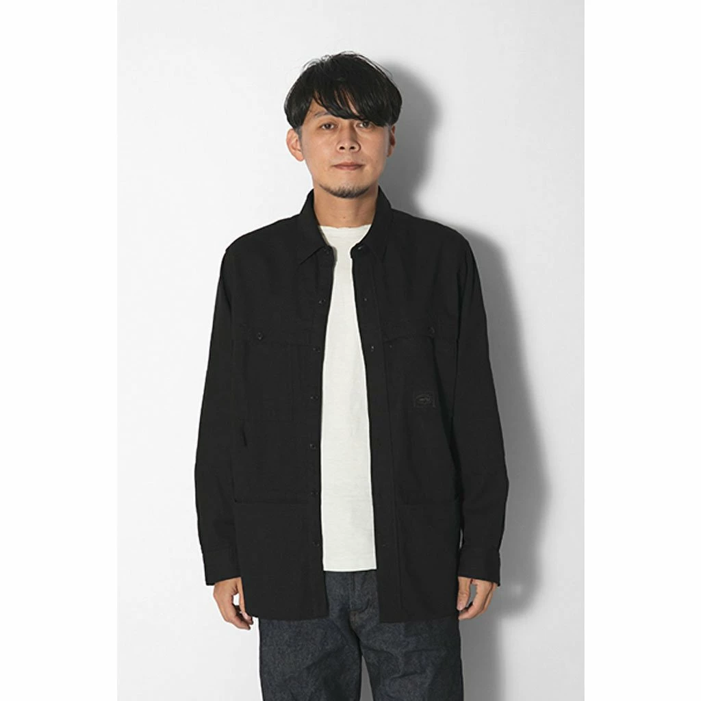 Snow Peak Home, Garden & Cooking TAKIBI Light Denim Utility Shirt 4 Snow Peak Home, Garden & Cooking TAKIBI Light Denim Utility Shirt