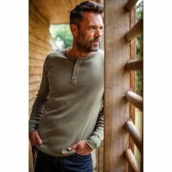 &SONS New Elder Henley Shirt Clothing