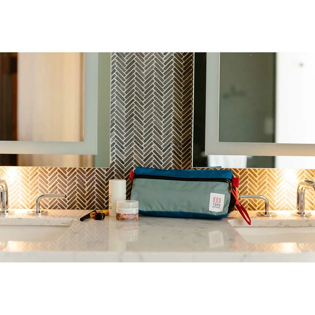 Topo Designs Dopp Kit Sustainable 7 Topo Designs Dopp Kit Sustainable